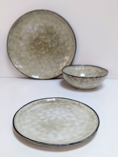 Керамична чиния 