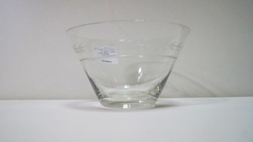 Glass bowl