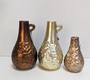 Керамична ваза златна с дръжка