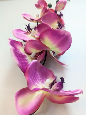 Изкуствена орхидея стрък- 3 цвята-92 см