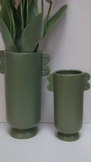 Керамична ваза с уши бяла/зелена м.