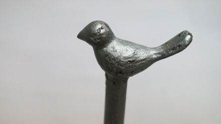 Фруктиера метал на две нива с птиче