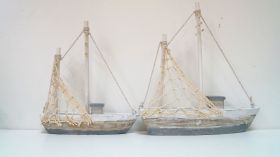 Дървено корабче рибарско-голямо